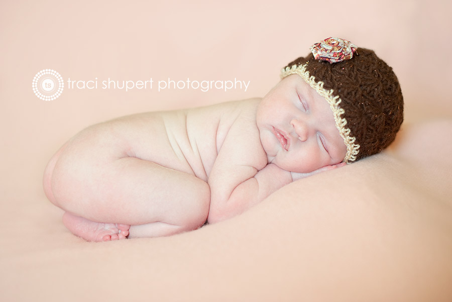 South Bend Mishawaka Elkhart Goshen Granger Michiana Indiana Newborn Photography Photographer Portraits